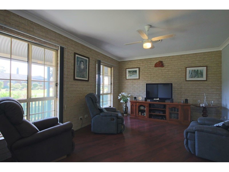 27 Kirkham Way, Sanctuary Point NSW 2540