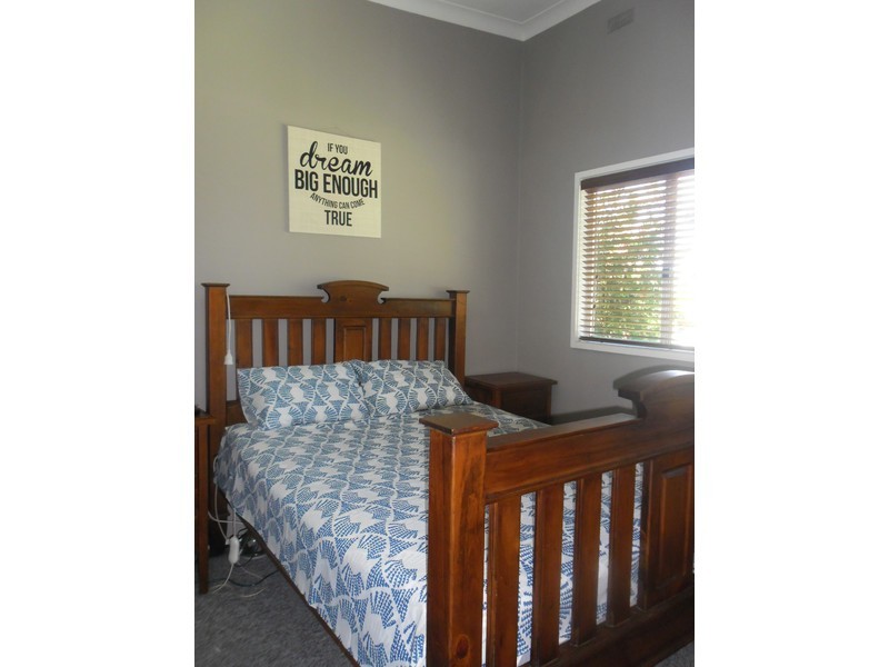 5 Dorothy Street, Basin View NSW 2540