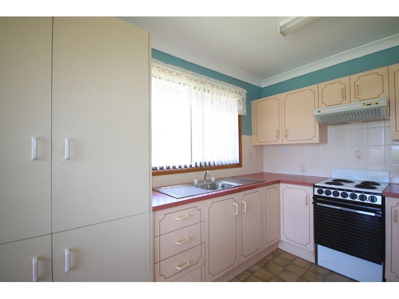 27 Kingsford Smith Crescent, Sanctuary Point NSW 2540
