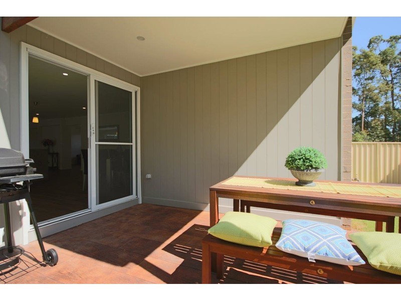 6B Waxberry Place, Sanctuary Point NSW 2540