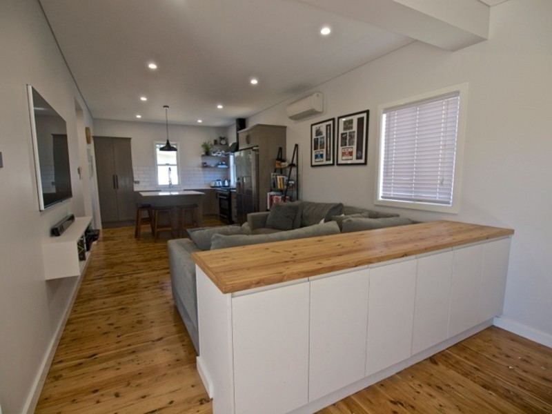 261 Elizabeth Drive, Vincentia NSW 2540