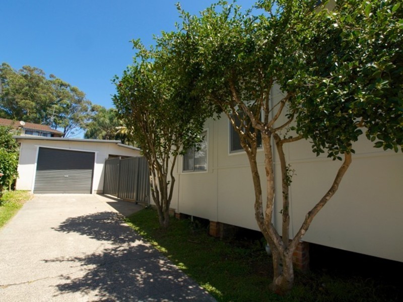 261 Elizabeth Drive, Vincentia NSW 2540
