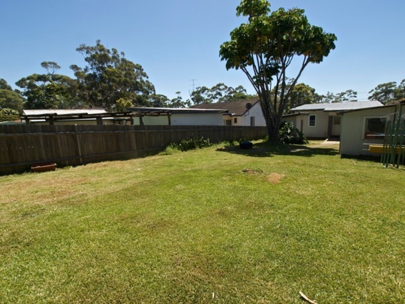 261 Elizabeth Drive, Vincentia NSW 2540