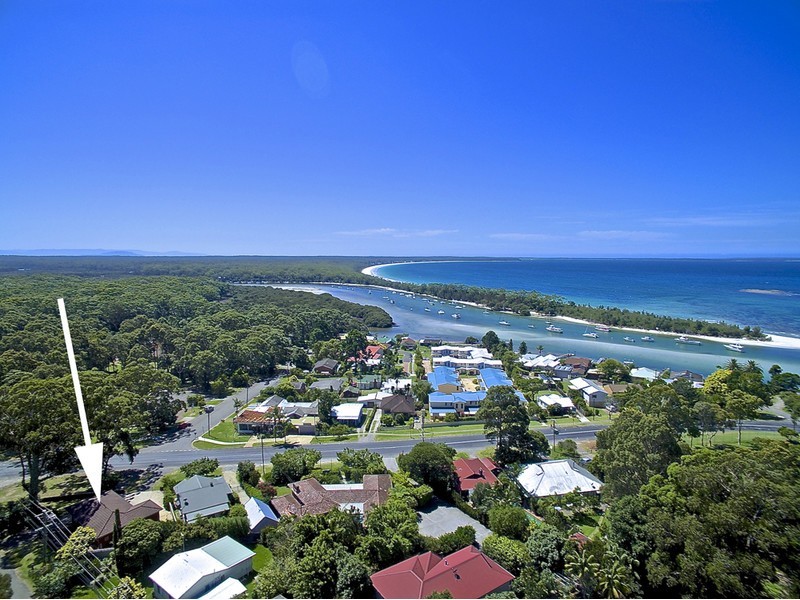 2 Tomerong Street, Huskisson NSW 2540