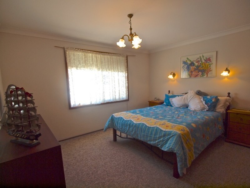 2 Tomerong Street, Huskisson NSW 2540