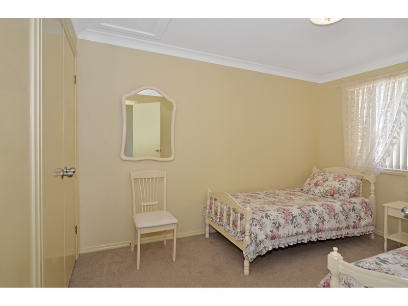 73 Elizabeth Drive, Vincentia NSW 2540