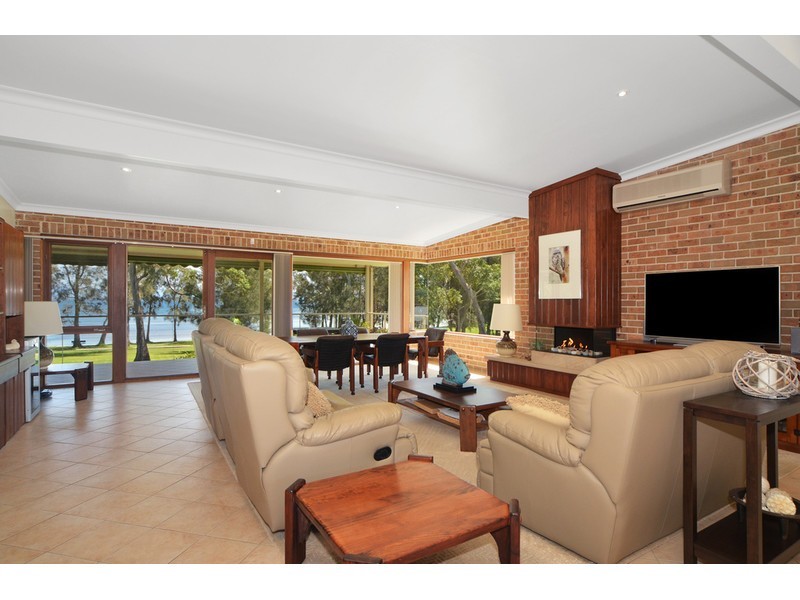 119 Walmer Avenue, Sanctuary Point NSW 2540