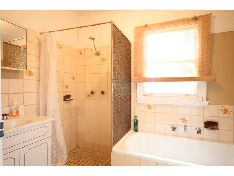 4 Clifton Street, Sanctuary Point NSW 2540