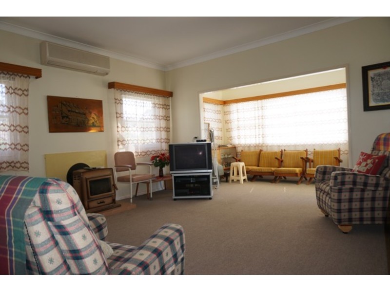 220 Walmer Avenue, Sanctuary Point NSW 2540