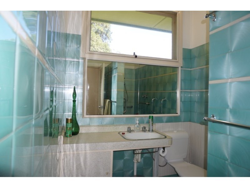 220 Walmer Avenue, Sanctuary Point NSW 2540
