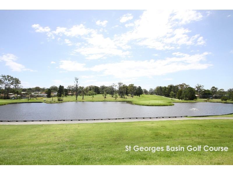 61 Paradise Beach Road, Sanctuary Point NSW 2540