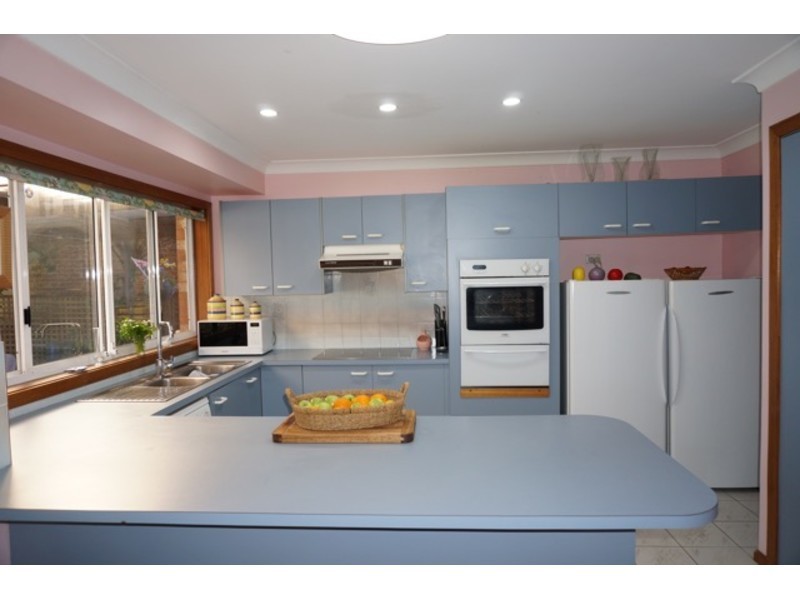 11 Frederick Street, Sanctuary Point NSW 2540