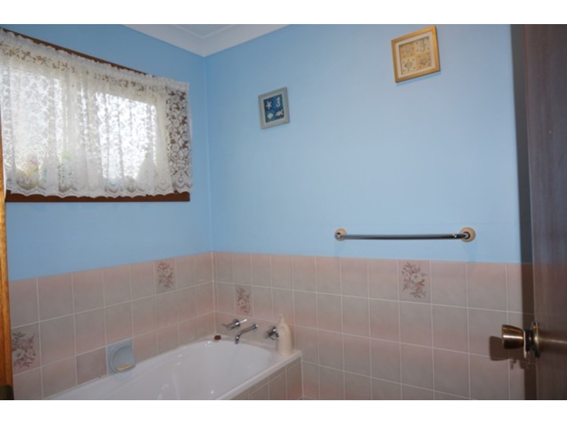 11 Frederick Street, Sanctuary Point NSW 2540