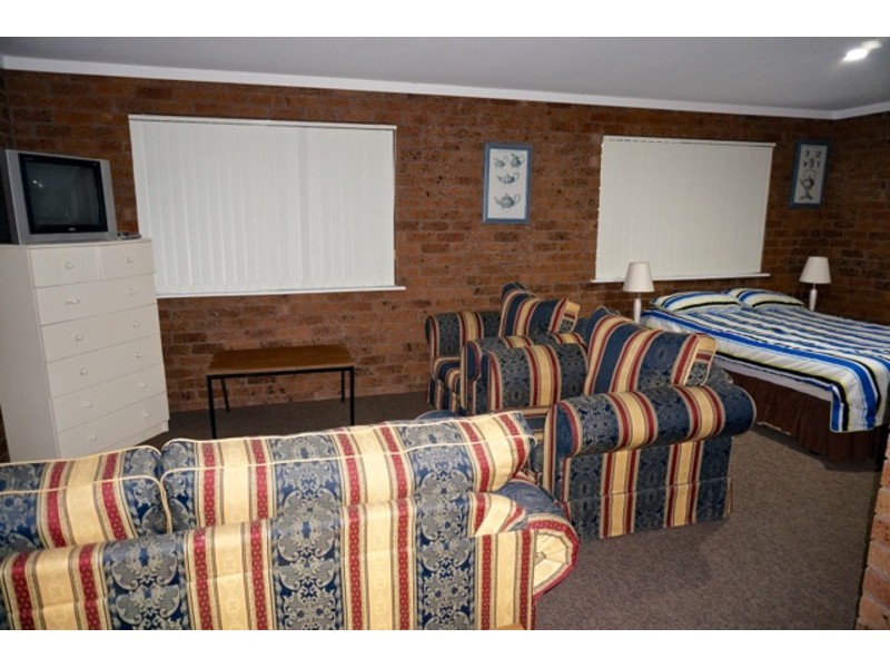 103 Elizabeth Drive, Vincentia NSW 2540