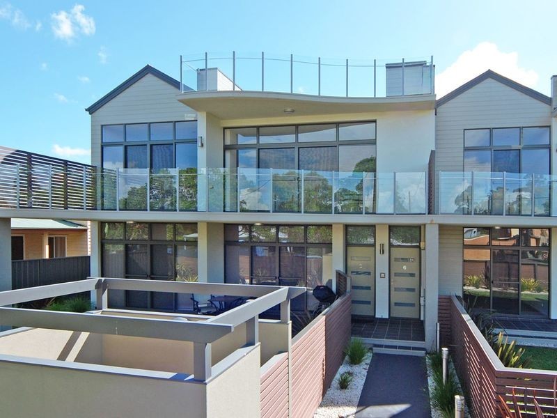 6/33 Hawke Street, Huskisson NSW 2540