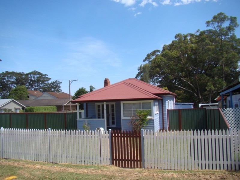 18 Nowra Street, Huskisson NSW 2540