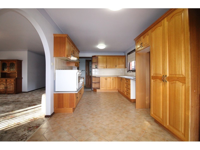 30 Lachlan Crescent, St Georges Basin NSW 2540