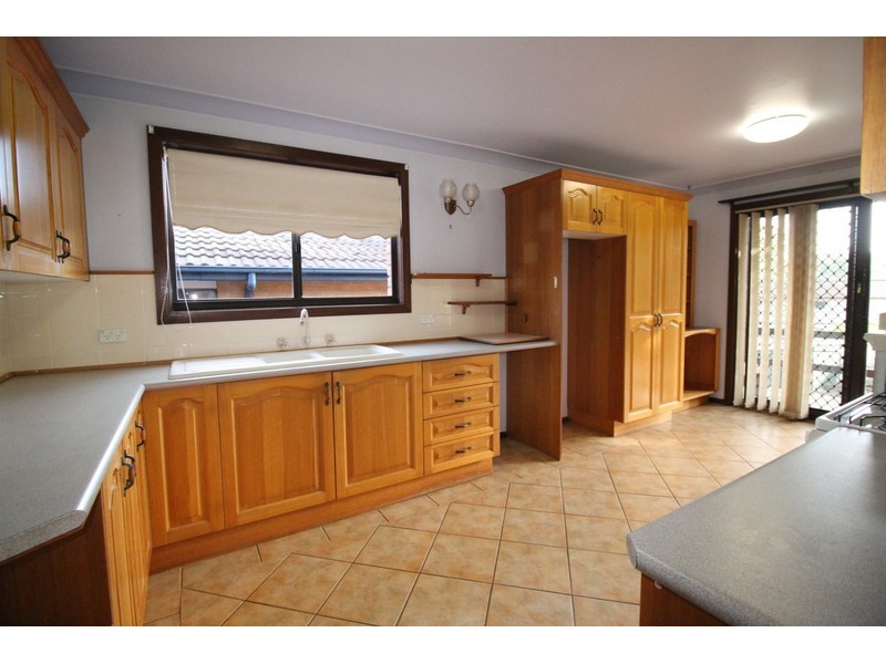 30 Lachlan Crescent, St Georges Basin NSW 2540