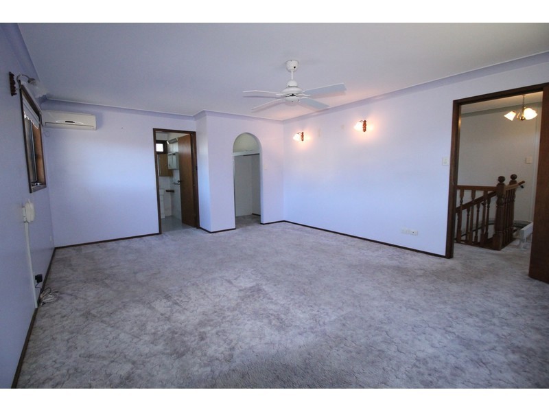 30 Lachlan Crescent, St Georges Basin NSW 2540