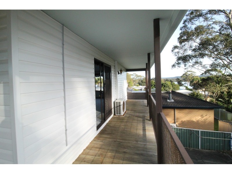 30 Lachlan Crescent, St Georges Basin NSW 2540