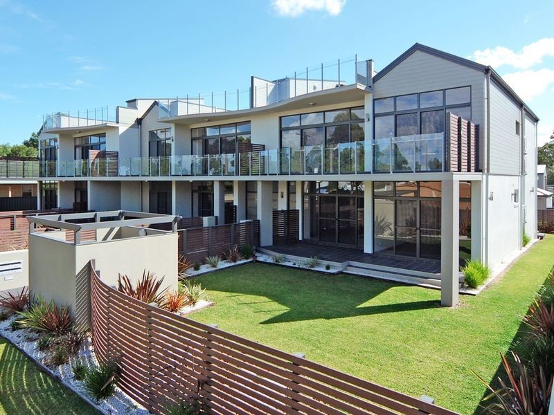 1/33 Hawke Street, Huskisson NSW 2540