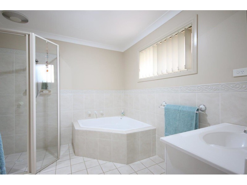 2 Maxwell Crescent, Sanctuary Point NSW 2540