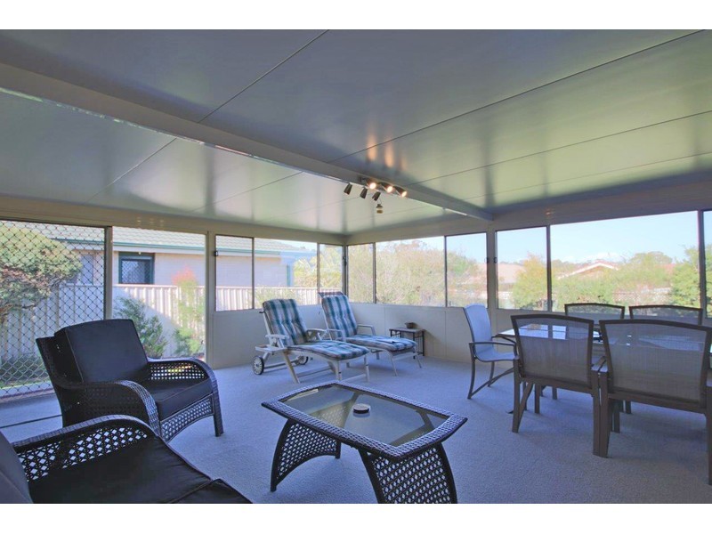 2 Maxwell Crescent, Sanctuary Point NSW 2540