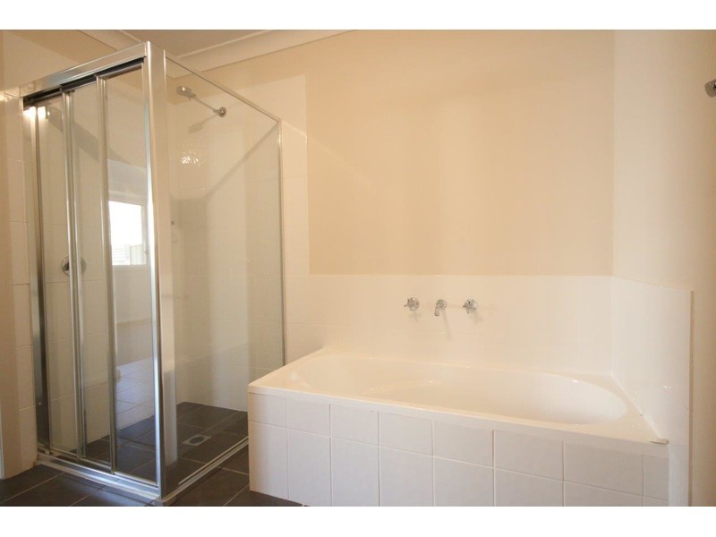 4B Waxberry Place, Sanctuary Point NSW 2540