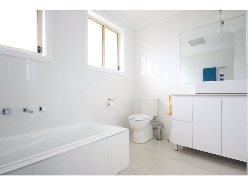 6 Cessna Avenue, Sanctuary Point NSW 2540