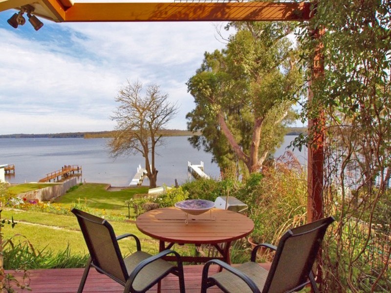 32 Basin View Parade, Basin View NSW 2540