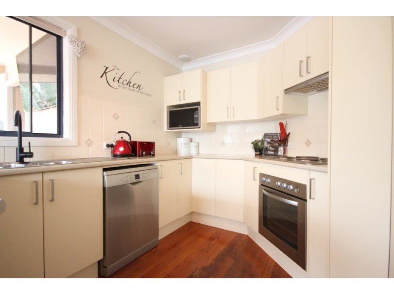 16 Mathie Street, Basin View NSW 2540