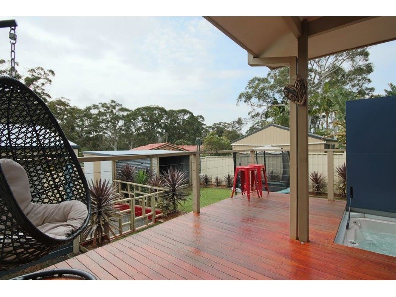 16 Mathie Street, Basin View NSW 2540