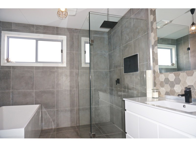 157 Macleans Point Road, Sanctuary Point NSW 2540