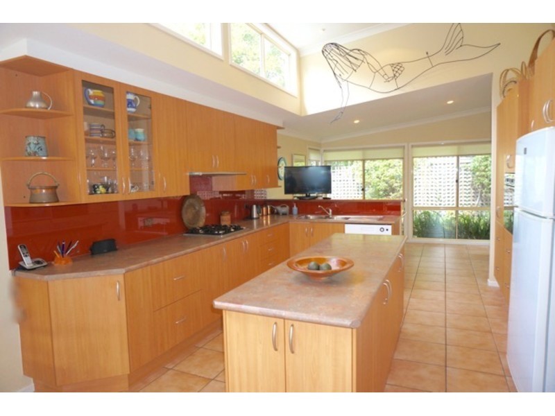 16 Calder Close, Vincentia NSW 2540