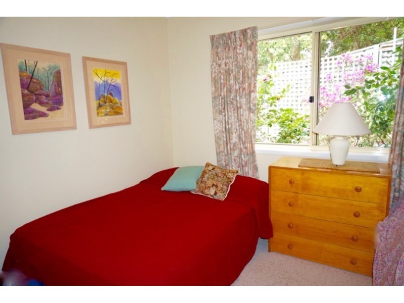 16 Calder Close, Vincentia NSW 2540