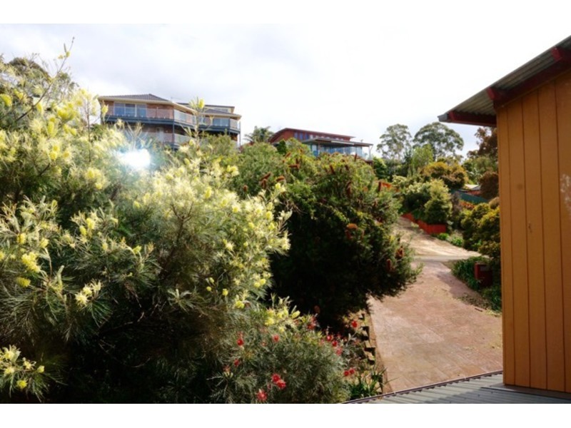 16 Calder Close, Vincentia NSW 2540