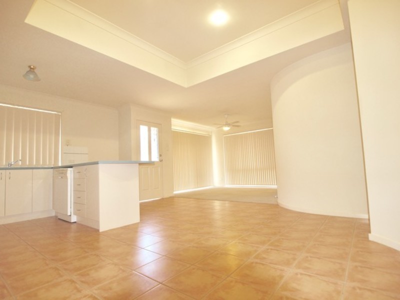 3/35 Duncan Street, Huskisson NSW 2540