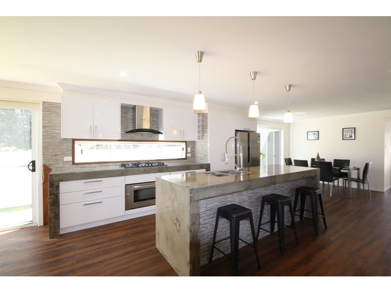 6B Waxberry Place, Sanctuary Point NSW 2540