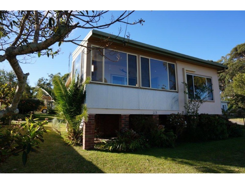 115 Greville Avenue, Sanctuary Point NSW 2540