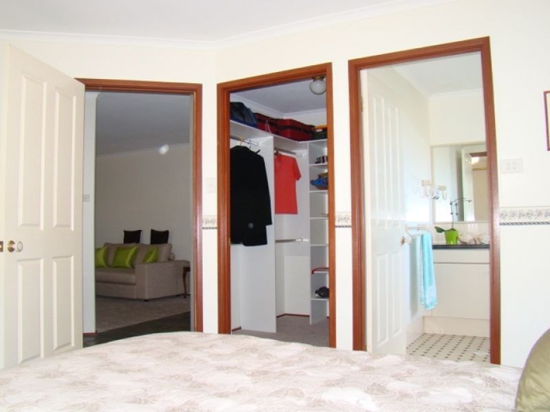 27 Forrester Court, Sanctuary Point NSW 2540