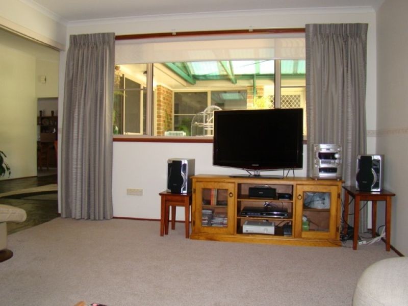 27 Forrester Court, Sanctuary Point NSW 2540