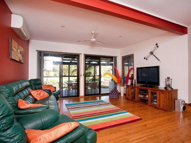 41 Waratah Crescent, Sanctuary Point NSW 2540