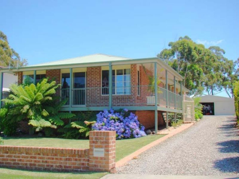 67 Basin View Pde, Basin View NSW 2540