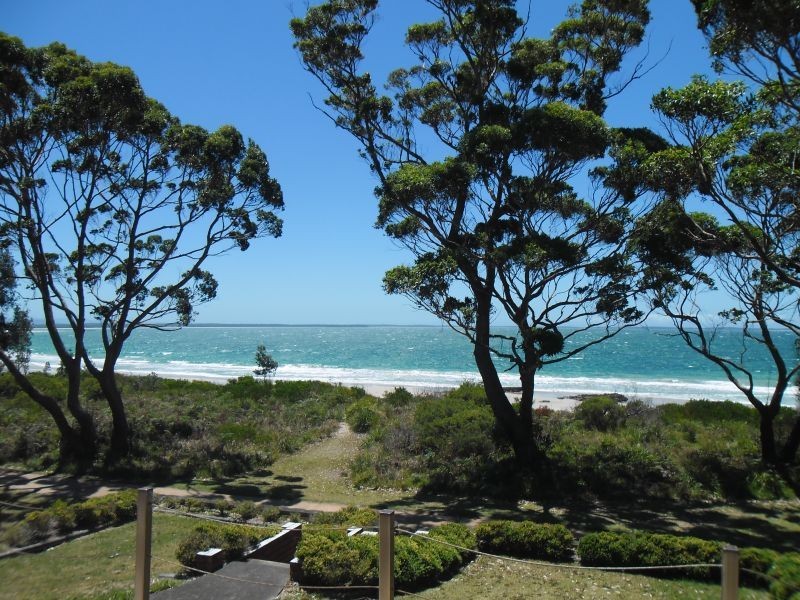 1/204 Elizabeth Drive, Vincentia NSW 2540