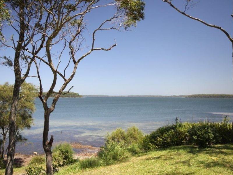 7 Walmer Avenue, Sanctuary Point NSW 2540