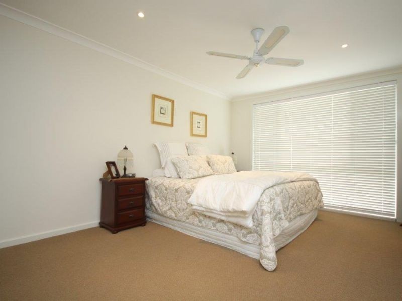 7 Walmer Avenue, Sanctuary Point NSW 2540