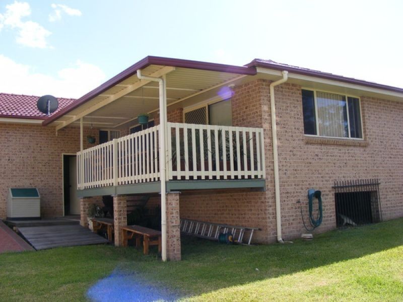 4 Yuroka Crescent, St Georges Basin NSW 2540