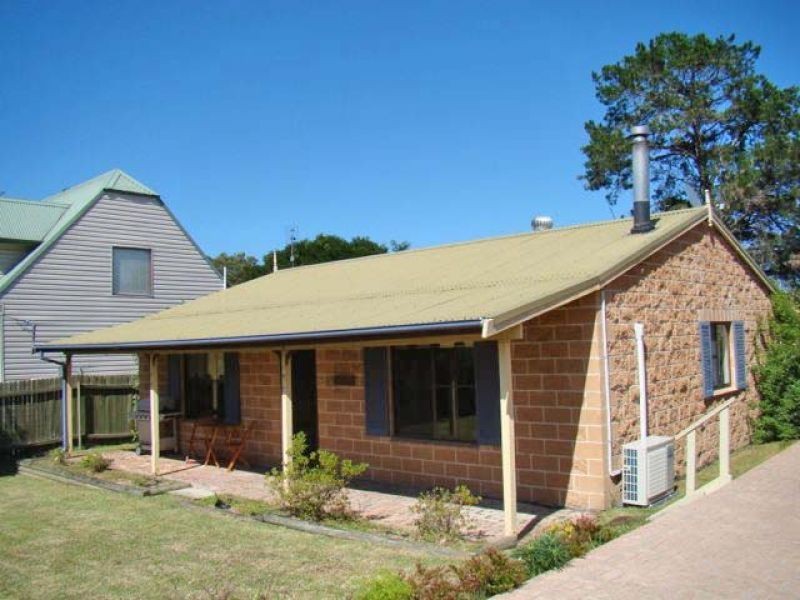 3 Carol Avenue, Basin View NSW 2540