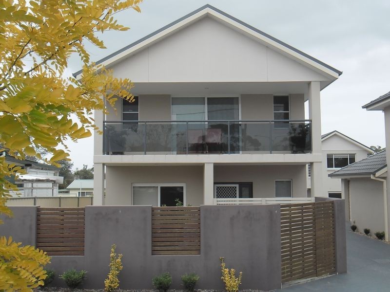 2/6 Morton Street, Huskisson NSW 2540