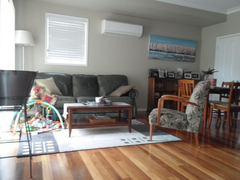 2/6 Morton Street, Huskisson NSW 2540